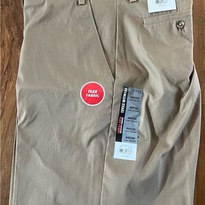 George Men's Khaki Flex Fabric Chinos NWT 44/30